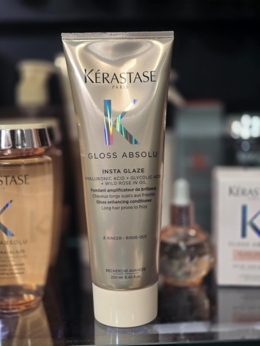 Kérastase Gloss Absolu Insta Glaze – odżywka nabłyszczająca na półce sklepowej
