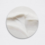 Konsystencja maski Kérastase Densifique – kremowa, biała formuła.