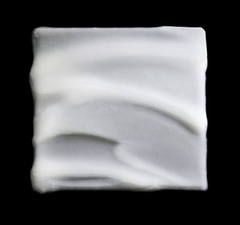 Konsystencja kremowego szamponu L'Oréal Curl Expression.