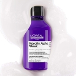 Keratin Alpha Sleek szampon 300 ml na tle piany
